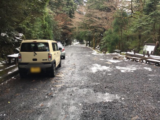紀元杉の駐車場