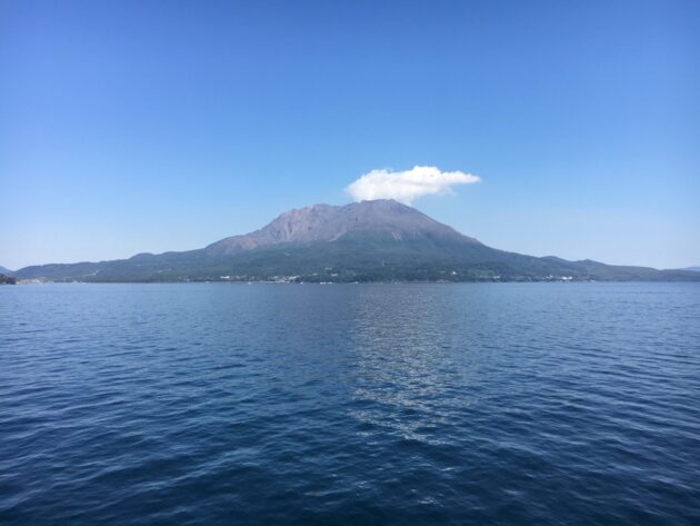 鴨池・垂水フェリーからの桜島